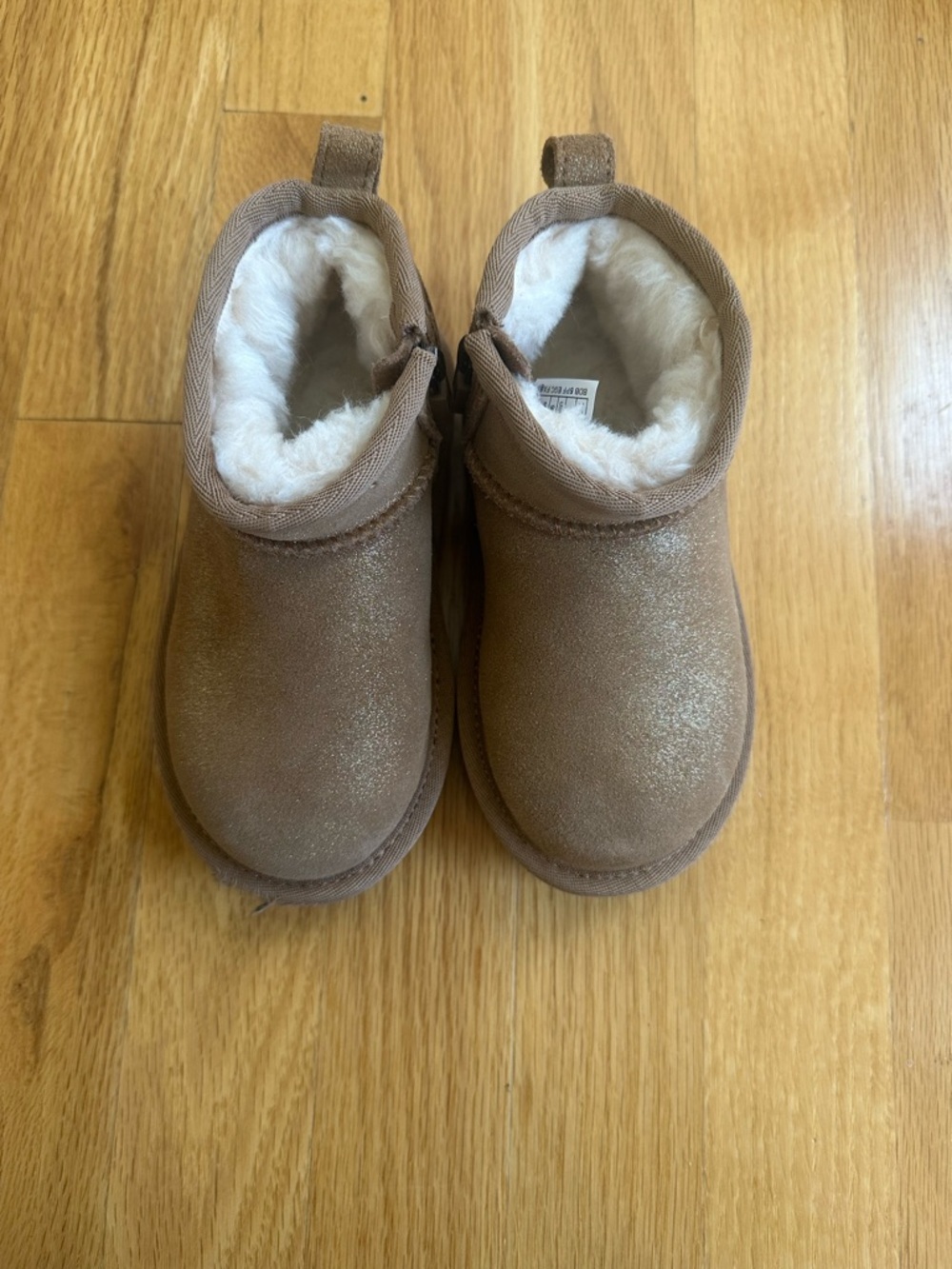 Kids Cozy Faux-Shearling Ankle Boot in Brown sparkle